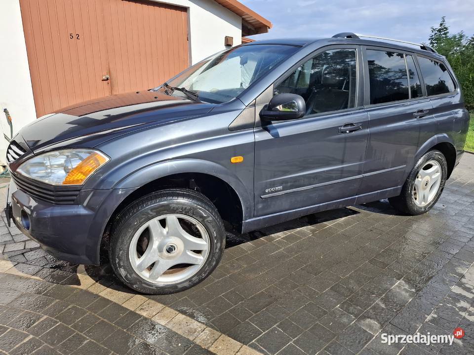 Ssangyong kyron 20 141koni 4x4 reduktor skóra sprzedam