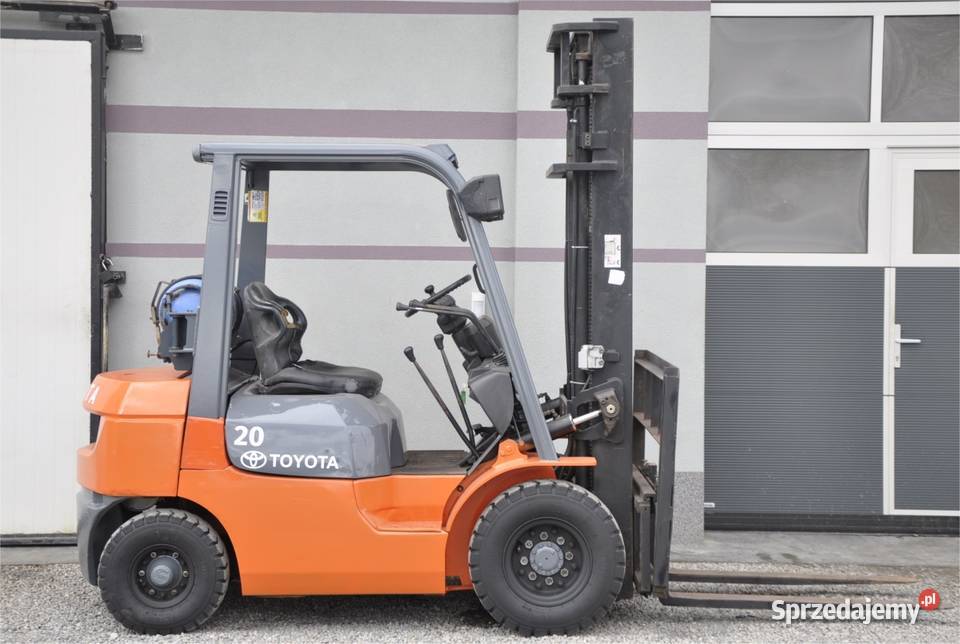 Wózek widłowy Toyota 7FG20 2T Manual Pompowane Sandomierz
