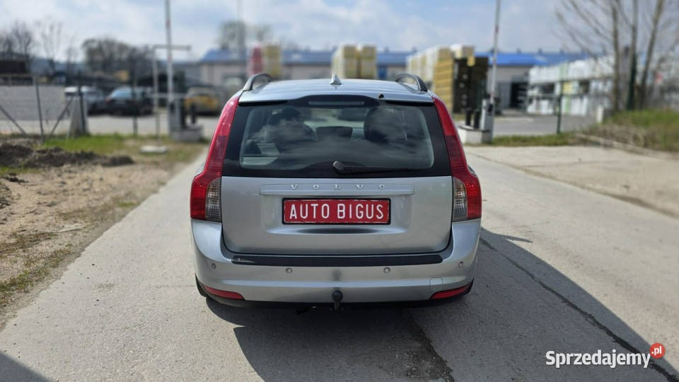 Volvo V50 xsenon zarejestrowane climatronic nowy światła przeciwmgielne Lębork sprzedam