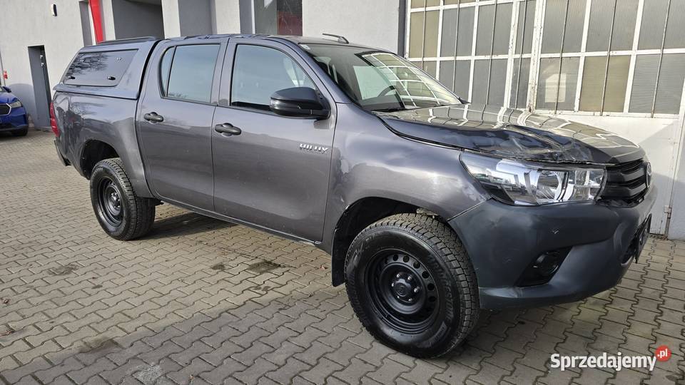 Toyota Hilux 4x4 Double Cab SS Comfort manualna