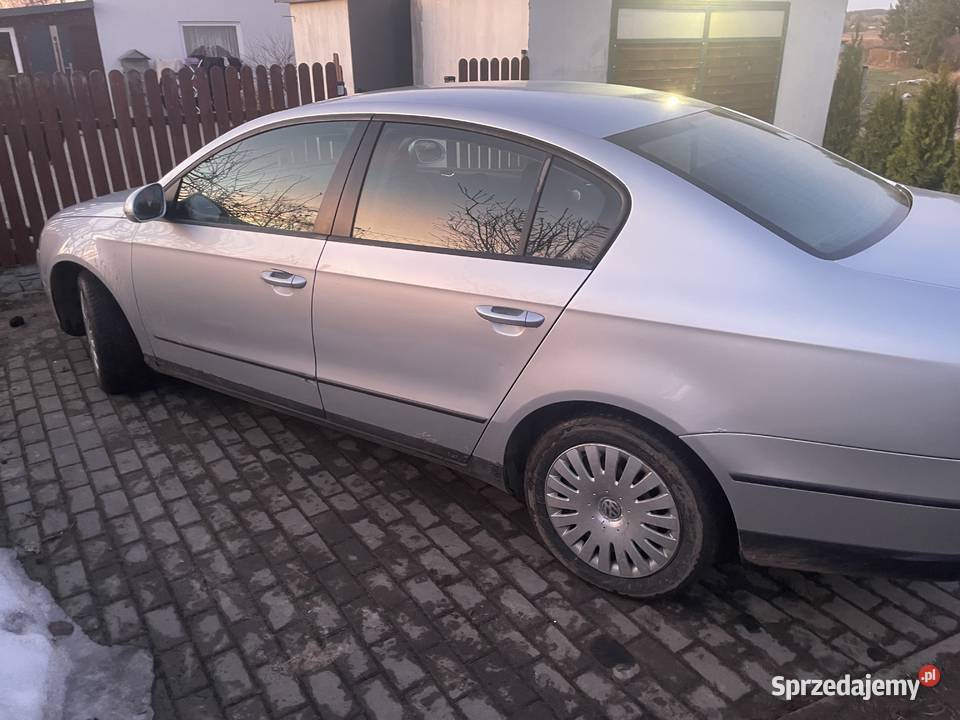 Passat b6 19 2005 r 140KM Sobowidz