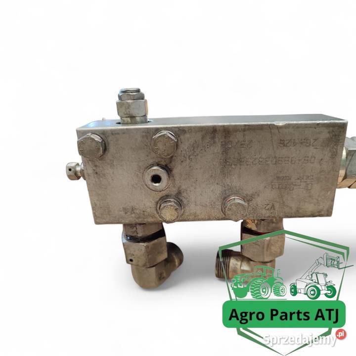 Siłownik wychyłu Łyżki 252700 Manitou MLT 845 Do maszyn budowlanych Ciechanowiec sprzedam