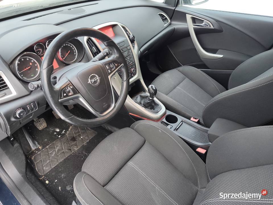 Opel Astra J 14 Turbo 140 2011 210 4/5 wielkopolskie Kostrzyn