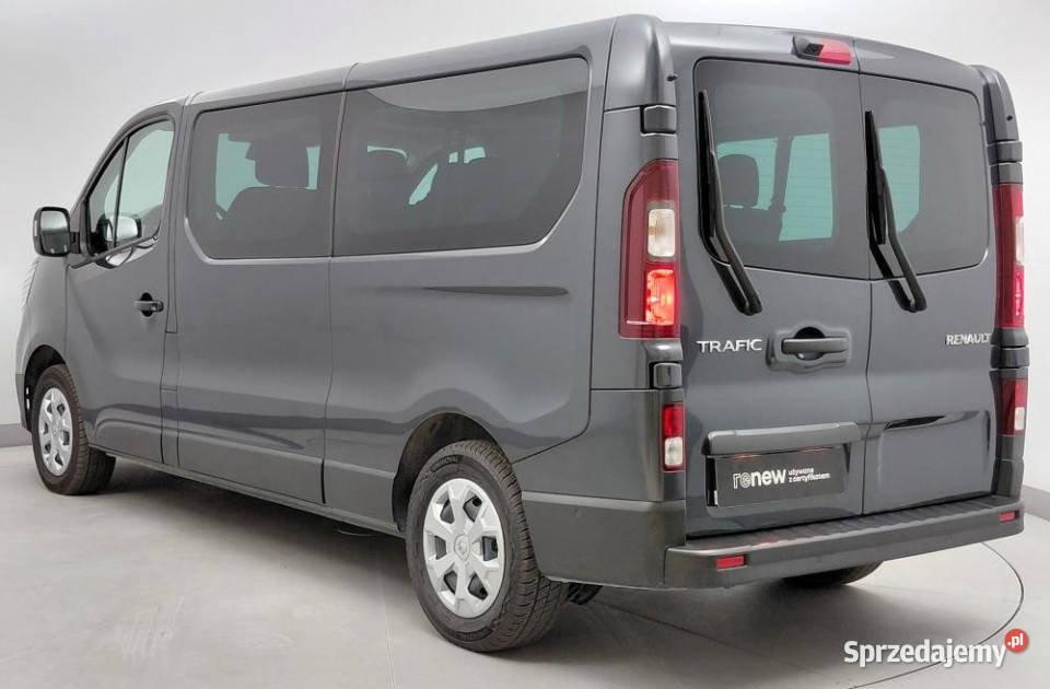 Renault Trafic 2024r Cujniki Parkowania Przód manualna