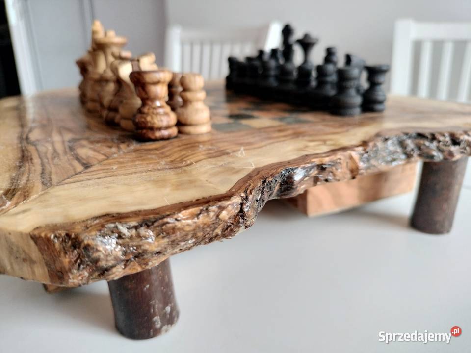 Szachy z drewna oliwnego Kamień Pomorski