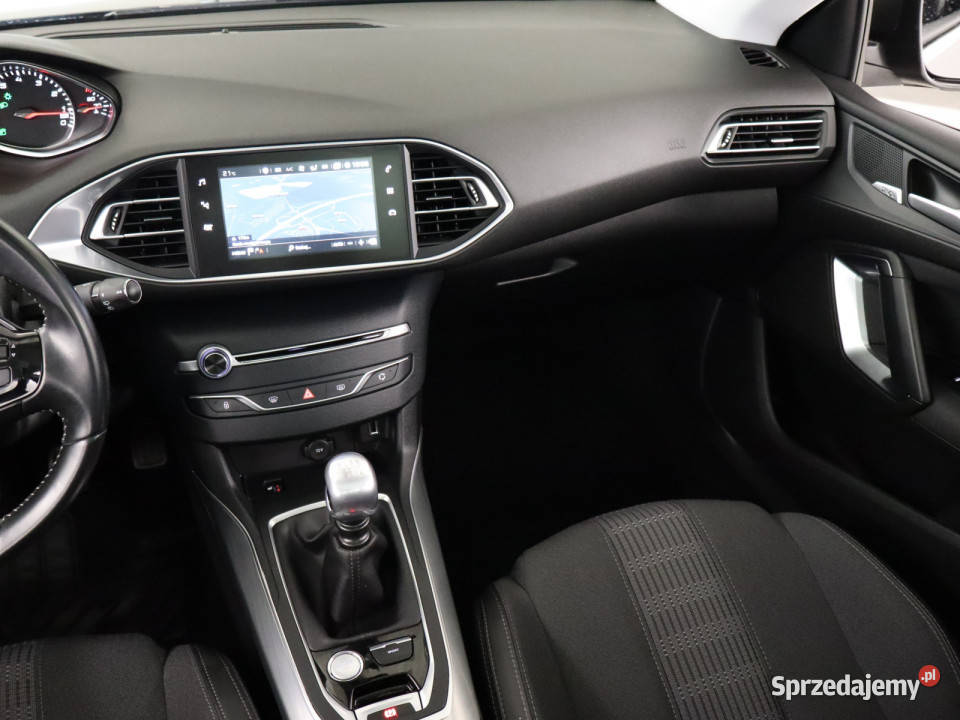 Peugeot 308 12 PureTech Bielany Wrocławskie