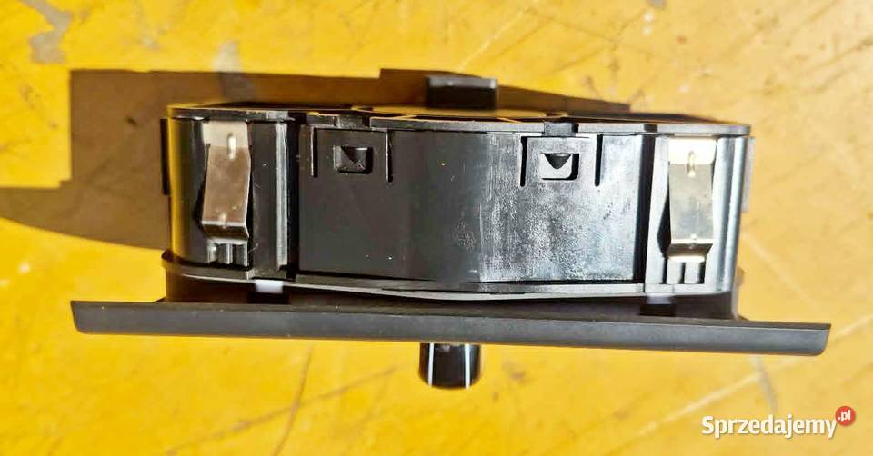 AUDI A8 D4 WŁĄCZNIK PRZEŁĄCZNIK ŚWIATEŁ Radom