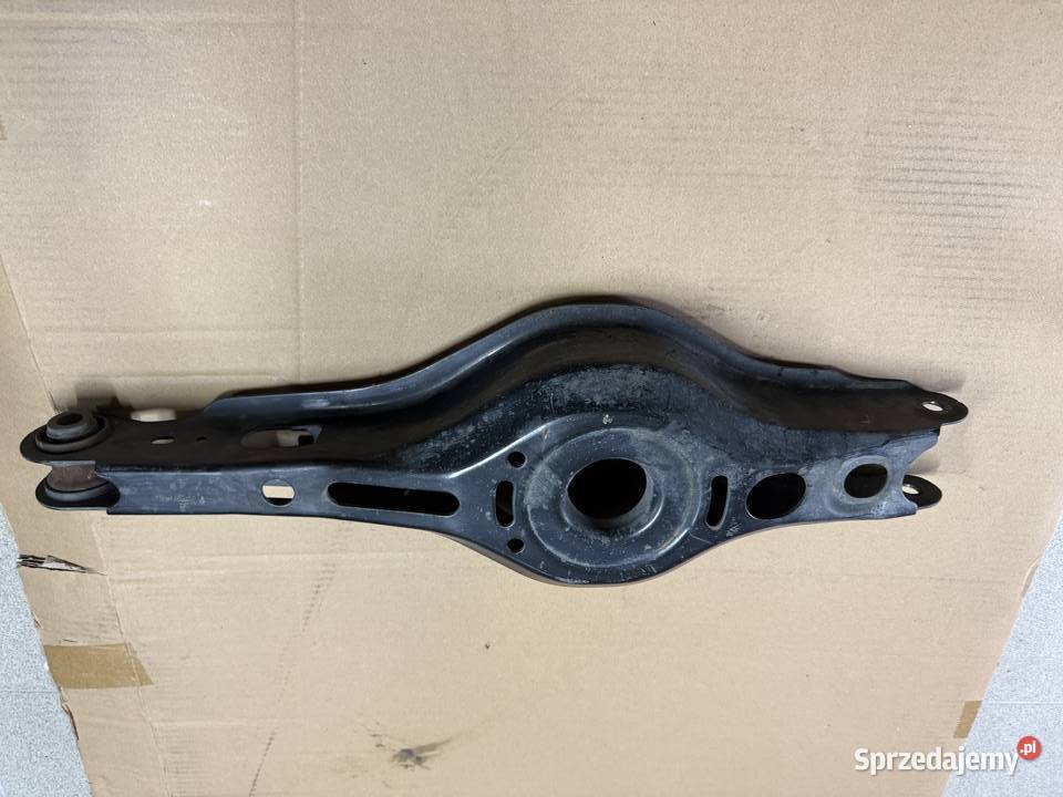 Toyota Chr 18 hybryda wahacz dolny tył oryginał Kolbuszowa Dolna