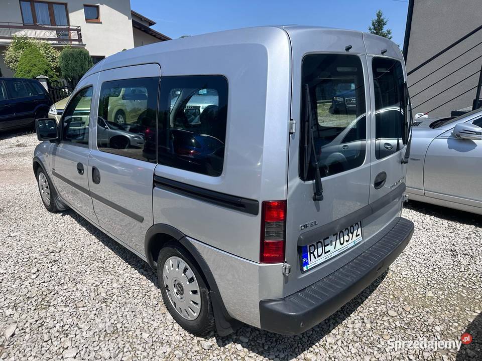 Opel Combo 17 DTI 75 Zadbany Klimatyzacja lakier metallic Ładna