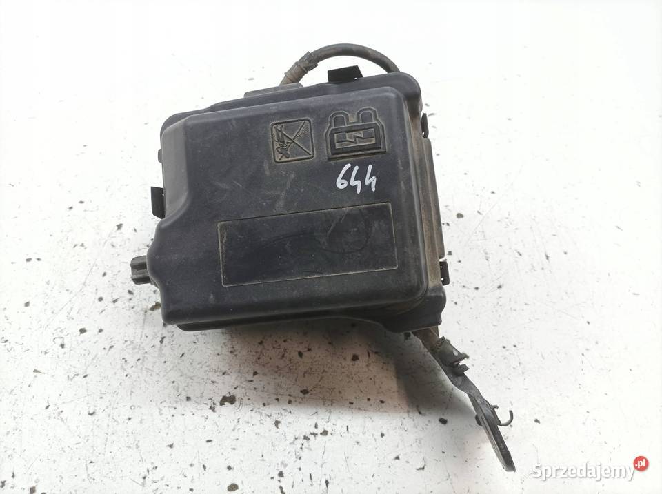 SKRZYNKA BEZPIECZNIKÓW OBUDOWA 16 D 99 Citroen