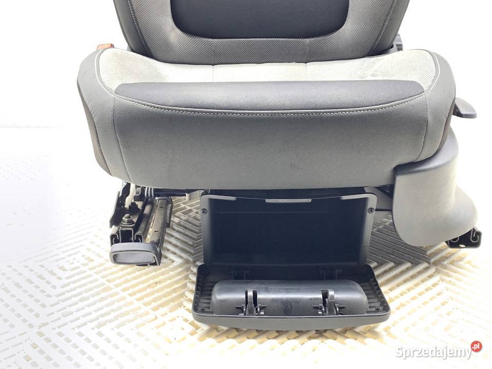 FOTEL LEWY PRZÓD SKODA FABIA III Kombi SIEDZENIE