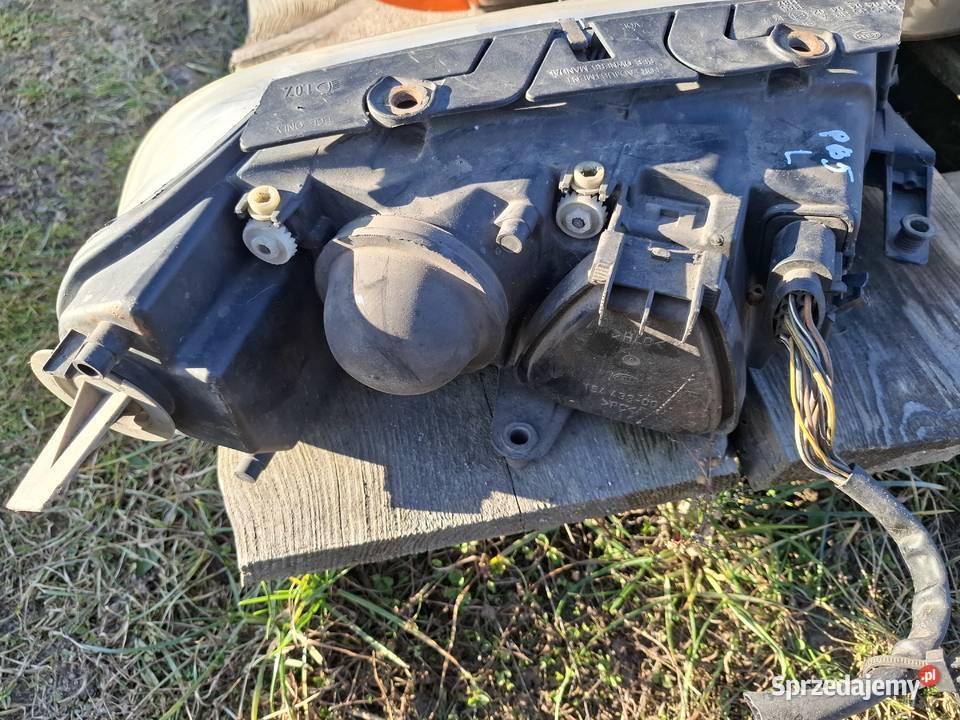 Lampa Lewa Przód Volkswagen Passat B5 FL Pozostałe Wisznice