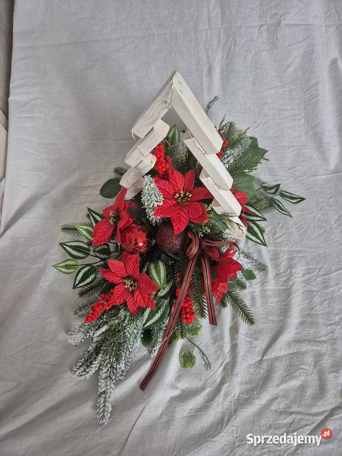 Świąteczna dekoracja nagrobna Pleszew