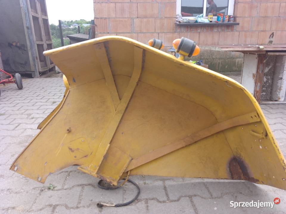 Sprzedam błotniki c 330 stan garażowane Pozostałe Toszek