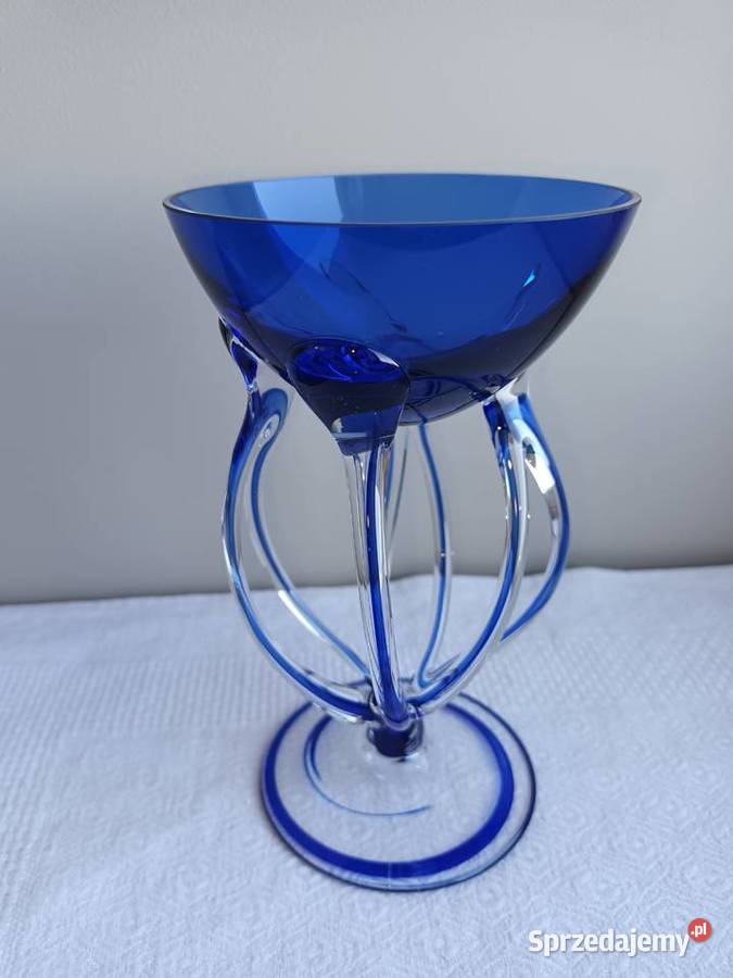 Piękny puchar niebieskie kobalt szkło Ceramika i szkło pomorskie