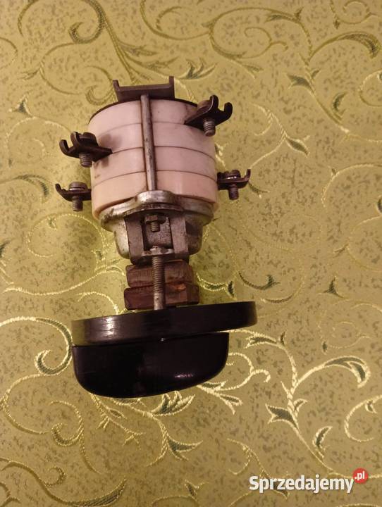 Włącznik 250500 Volt podkarpackie Jasło