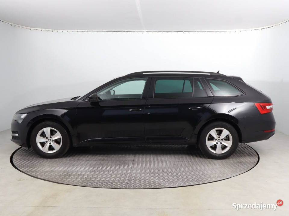 Skoda Superb 20 TDI wielofunkcyjna kierownica
