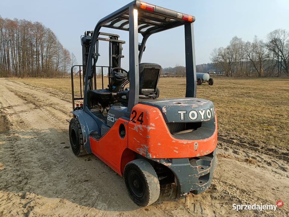 Toyota tonero wózek widłowy 8fdf20 Toyota Juchnowiec Kościelny