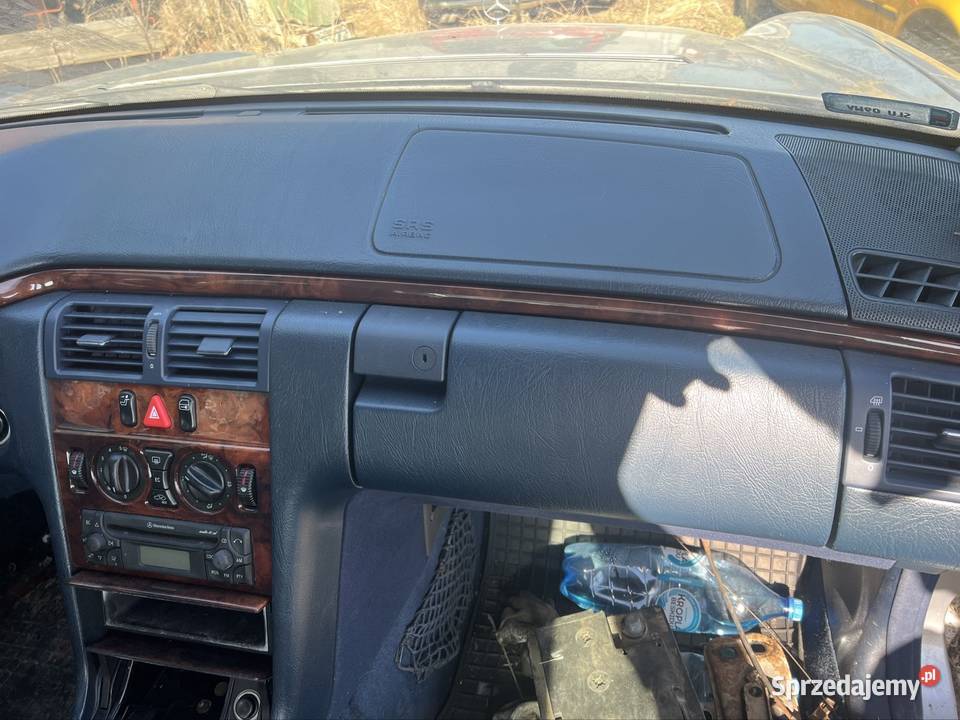 Wnętrze w210 super stan