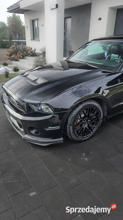Ford Mustang 37 V6 Sprzedamzamienię podkarpackie
