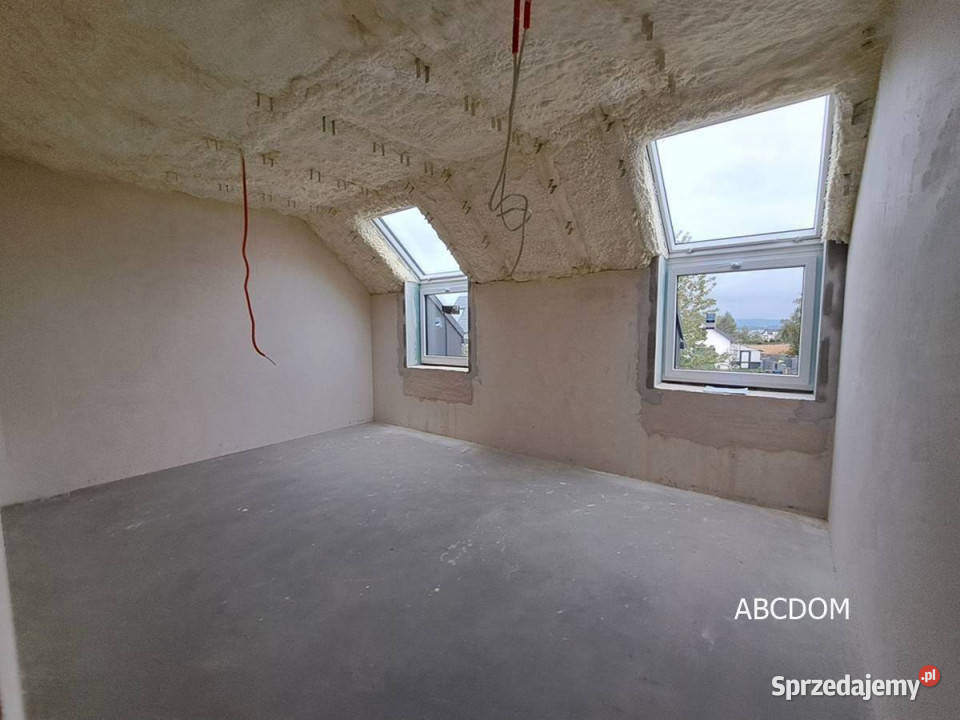 Budynek o nowoczesnej brylegaraż5 pokoi Tomaszowice