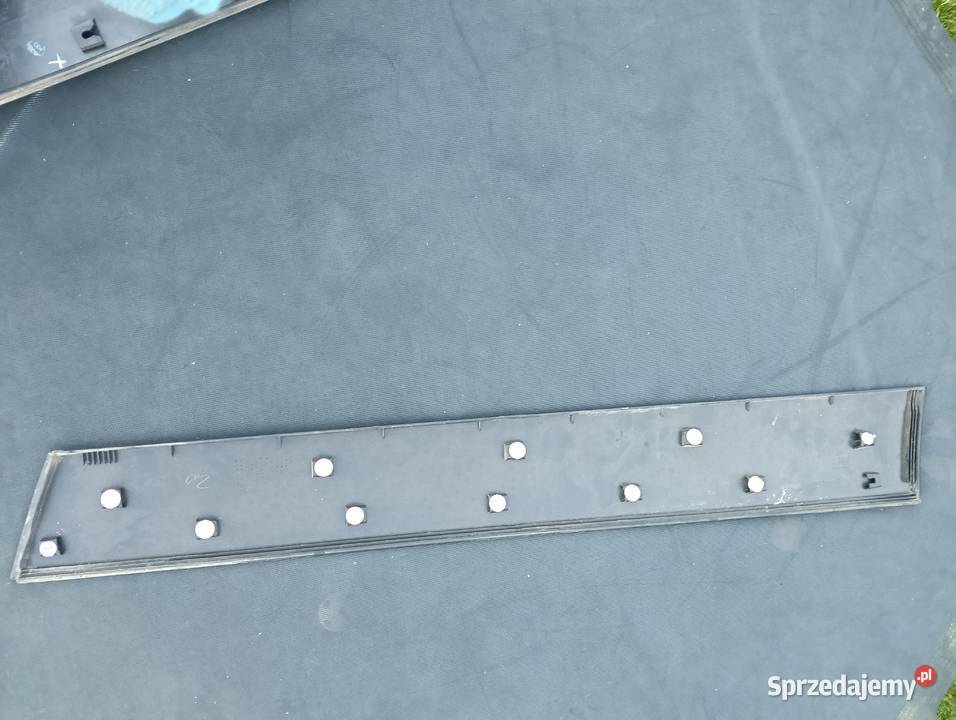 Listwa drzwi prawych przód 7752161MO wielkopolskie