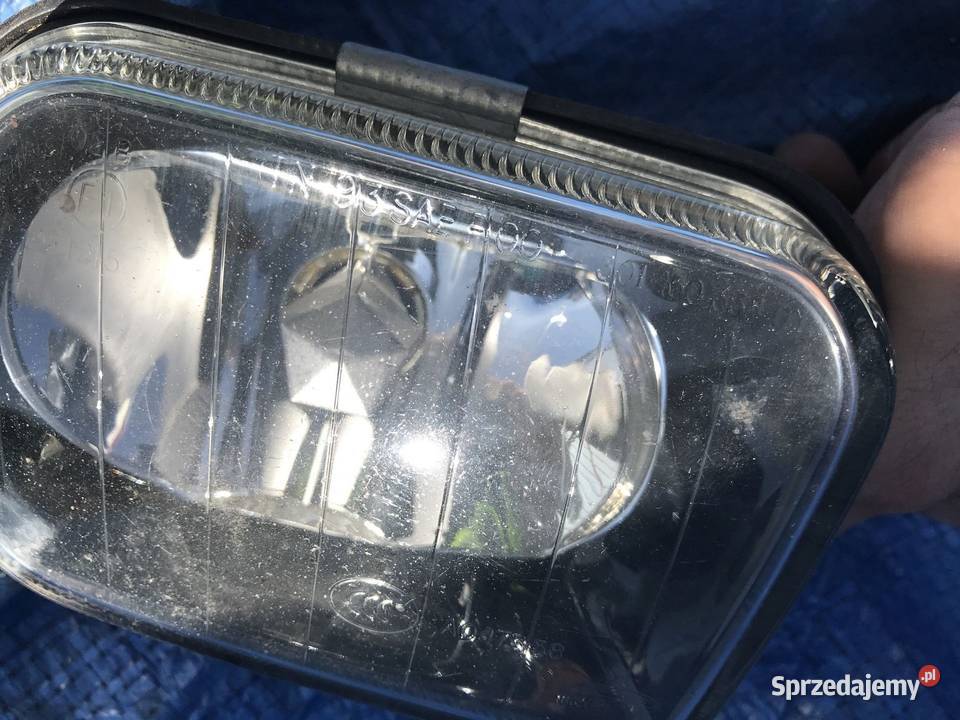 MERCEDES C KLASA W203 HALOGEN PRAWY PRZÓD Bolesławiec