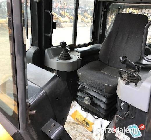KOMATSU D31EX22 Rok produkcji 2009 dolnośląskie