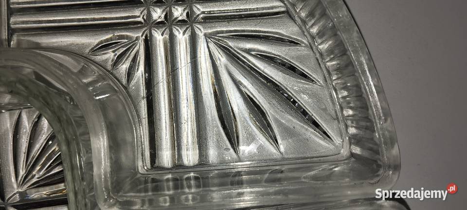 Szklany kabaret Porcelana i szkło