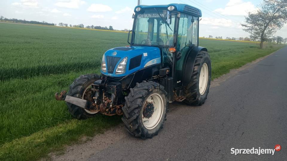 Ciągnik sadowniczy Holland t4040 Klima tuz New Holland Tomaszewo