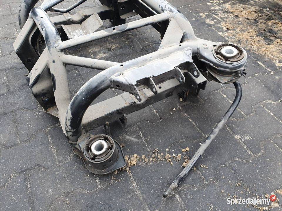 BELKA SANKI TYŁ MASERATI GRANTURISMO MC Sport Lipno