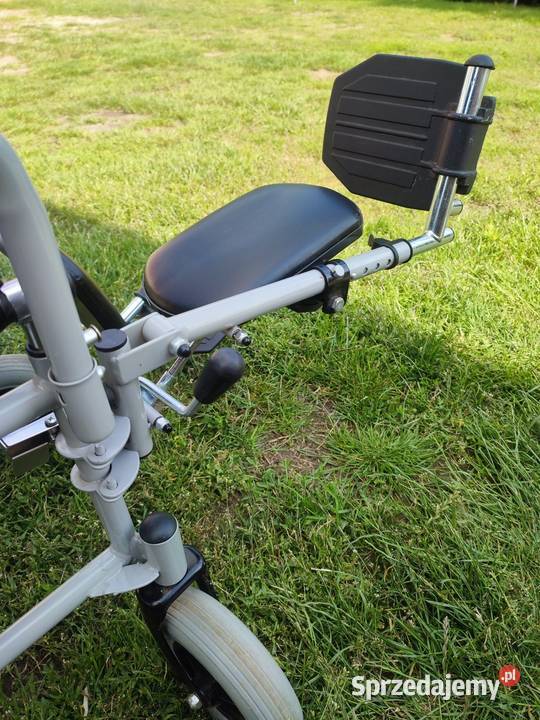 Specjalistyczny wózek inwalidzki