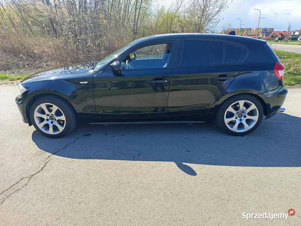 BMW Seria Pierwsza Benzyna Rok produkcji 2007 sprzedam
