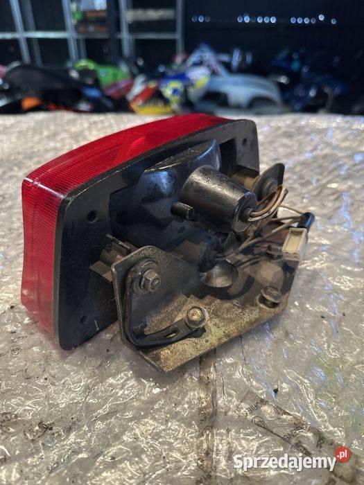 SUZUKI GSX 550 Lampa tył Klosz Mocowanie Uchwyt Poznań