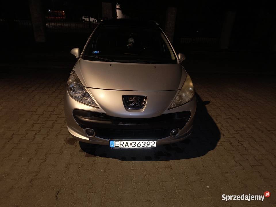 Sprzedam peugeot 207 sw 14 benzyna 2008 1400cm3 Łękińsko