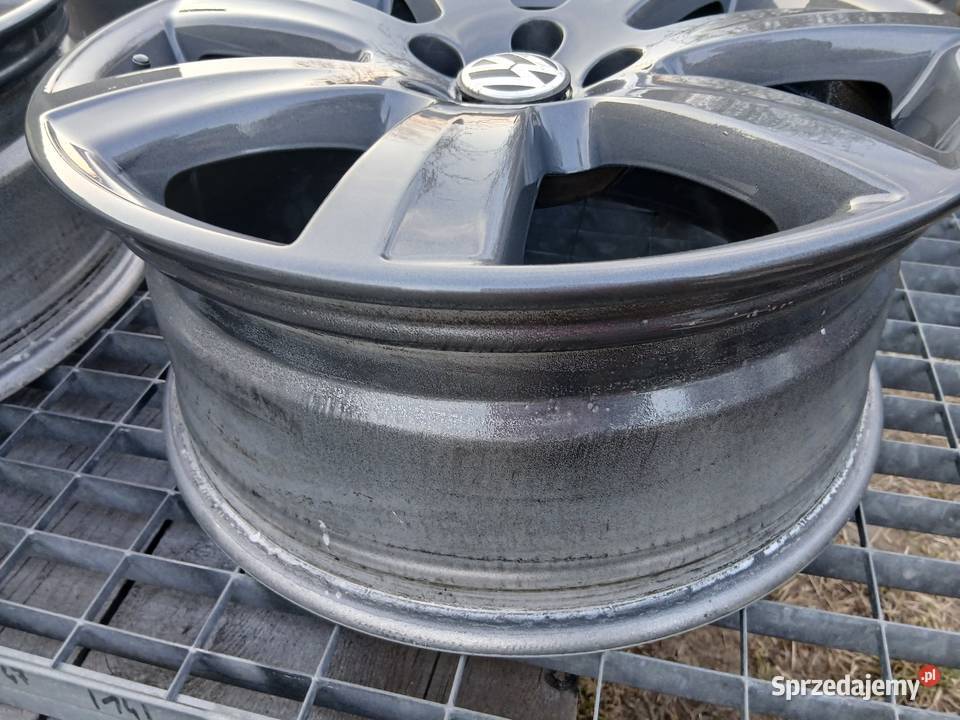 Kompleti 4 Felg Aluminiowych 18 VW Passat B8 Średnica 18" Częstochowa