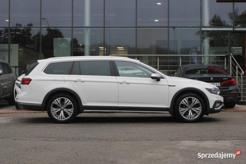 Volkswagen Passat 2021r IQ Light Hak AAC Kraków