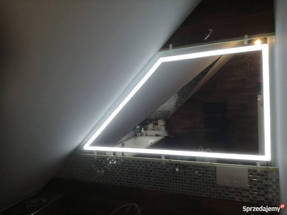 KoMpLeKsOwE UsŁuGi SzKlArSkIe Nowy Sącz