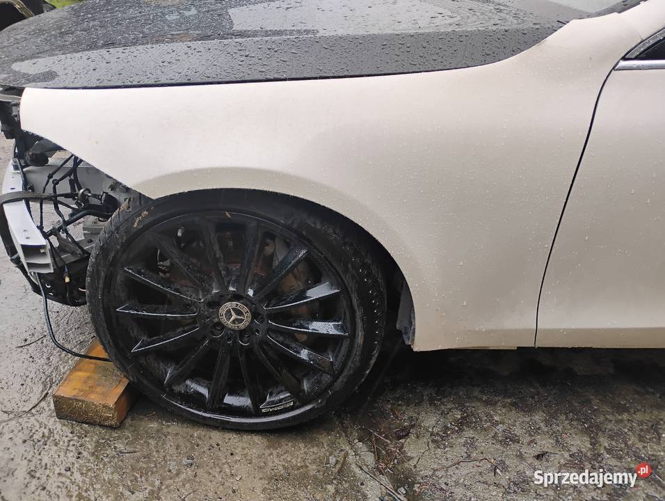 Mercedes GKlasa W460 Błotnik Przód sprzedam