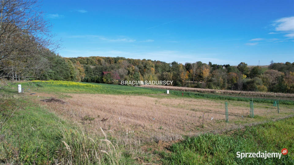 sprzedaży działki 1200m2 Kocmyrzów asfalt