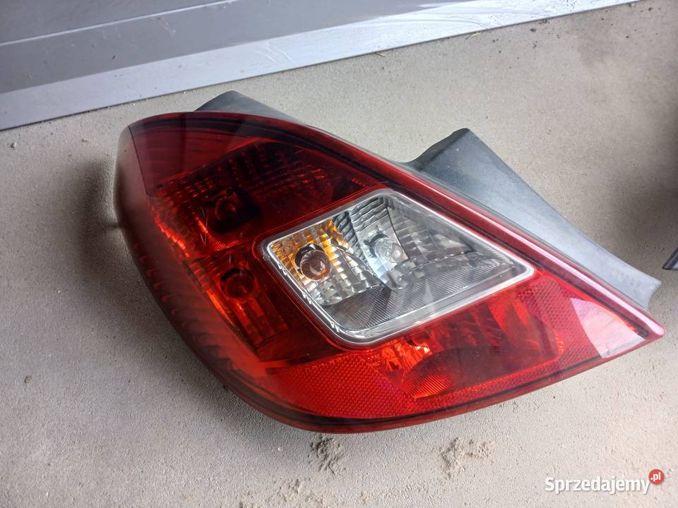 Lampy tył Opel Corsa D 5d sprzedam