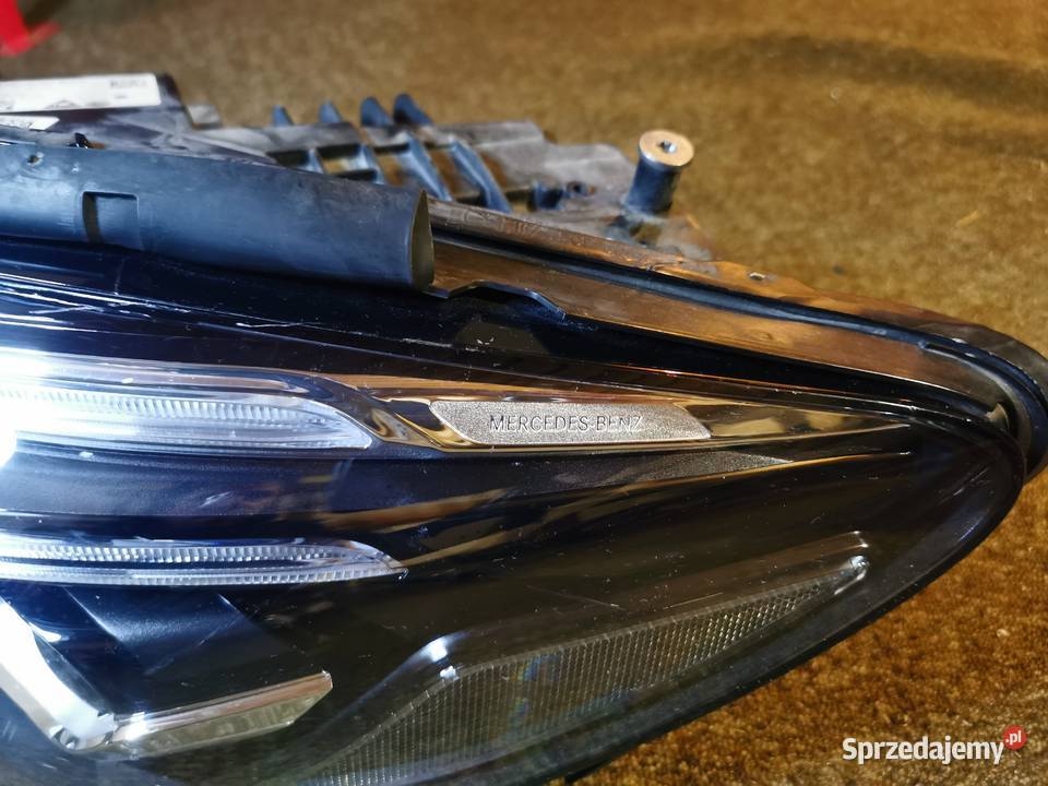 ORYGINALNA MERCEDES B W247 Lampa Lewa PRZÓD osobowe Pielgrzymka