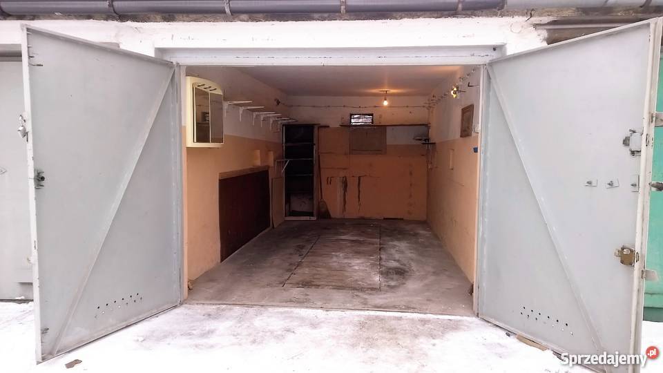 Garaż Chorzów oświetlenie