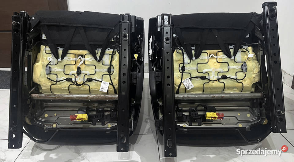 Fotele przednie Renault Clio V komplet Lewa Wyposażenie wnętrza Mysłowice sprzedam