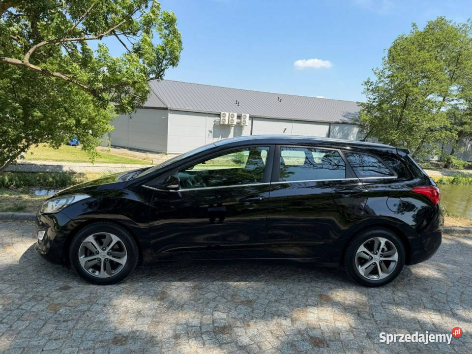 Hyundai i30 Hyundai i30 blue Kombi 16 CRDi Style centralny zamek Gostynin