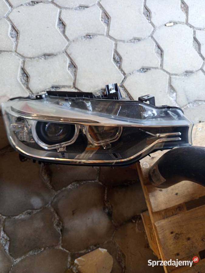 Reflektor prawy BMW 3 f30 31 Xenon orginalny Części samochodowe Rzeszów