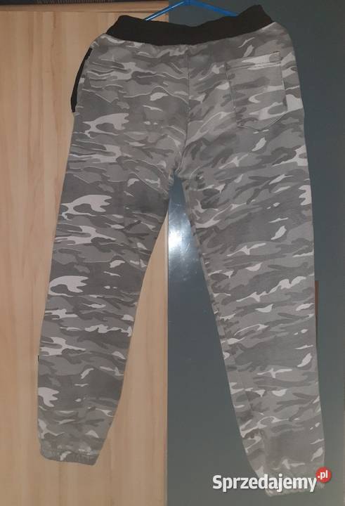 Chłopięce spodnie moro rozmiar S wyprzedaż Spodnie Sosnowiec