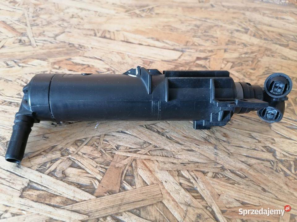AUDI A4 SPRYSKIWACZ LAMPY PRAWY PRZÓD 8K0955102D osobowe Części montażowe Pleszew sprzedam