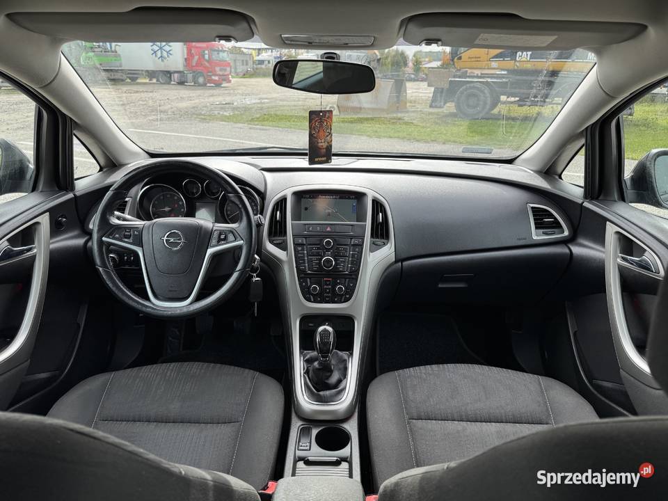 Opel Astra 14 BENZYNA Zarejestrowana przyciemniane szyby wielkopolskie Konin sprzedam