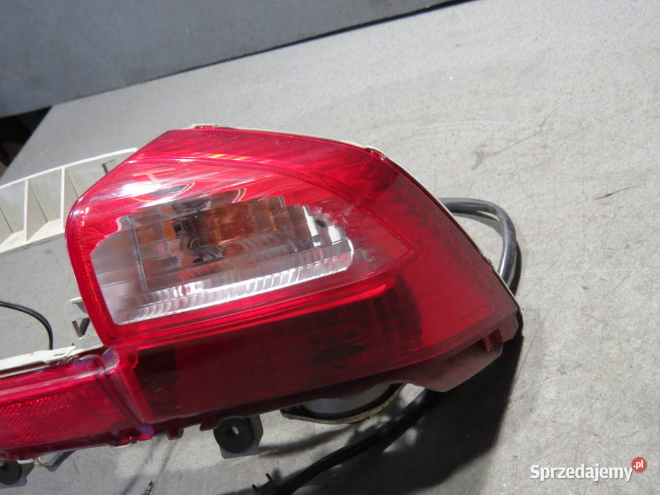 SUZUKI BURGMAN 400 2004 K4 250 lampa tył tylna sprzedam